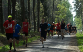 Strażacy i inni pomagają 